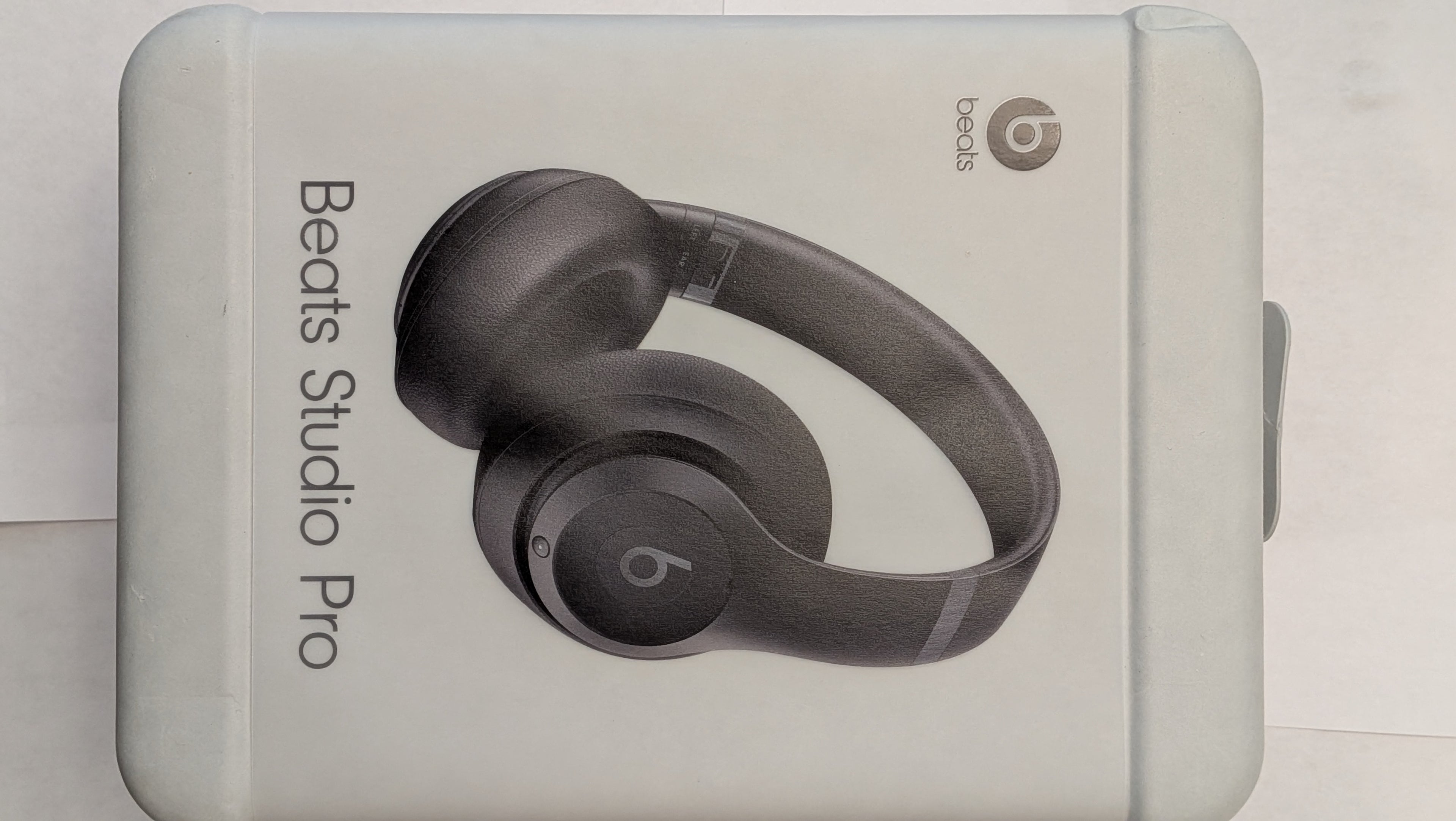 Beats Studio Pro